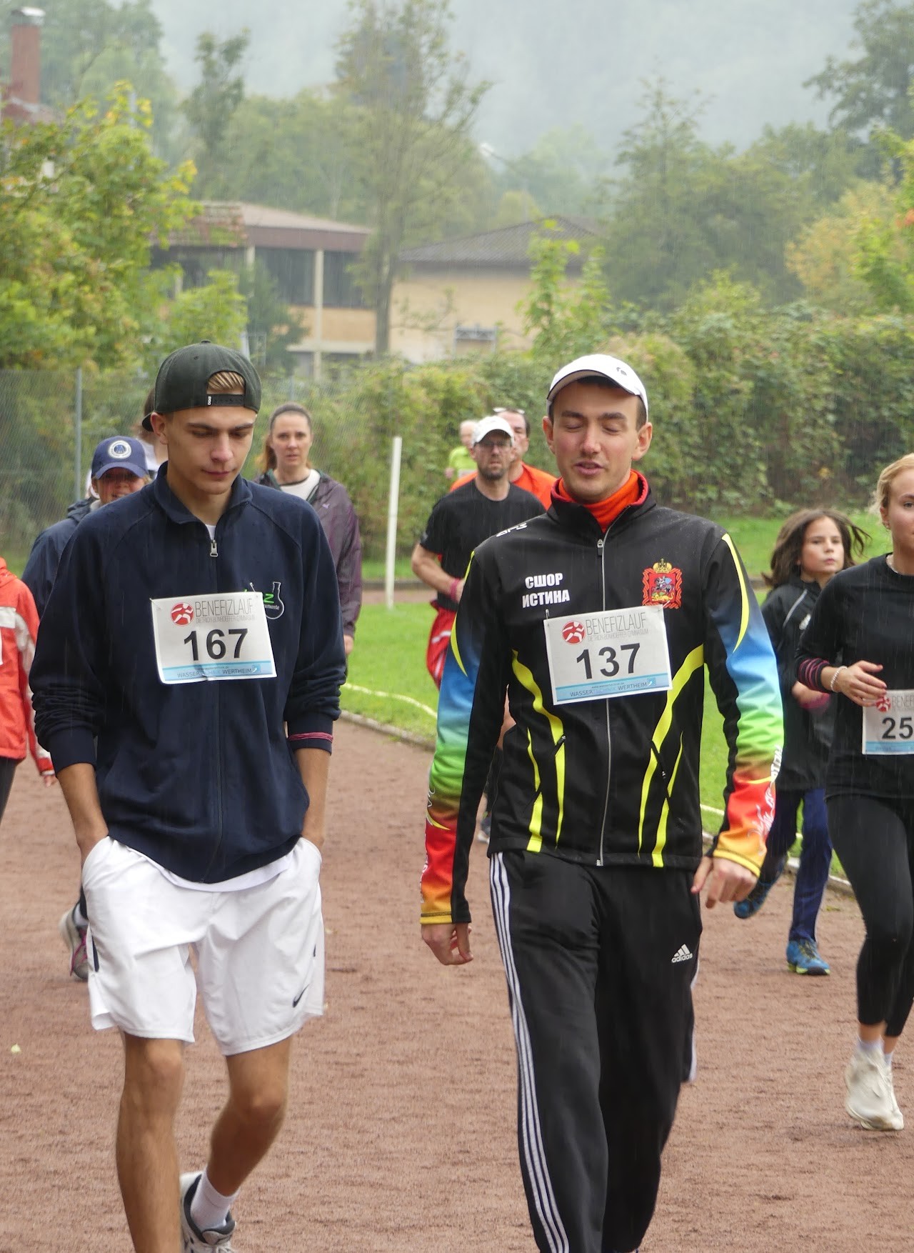 Bild vom 13. Benefizlauf im Jahr 2022. Dies ist das 256. Bild.